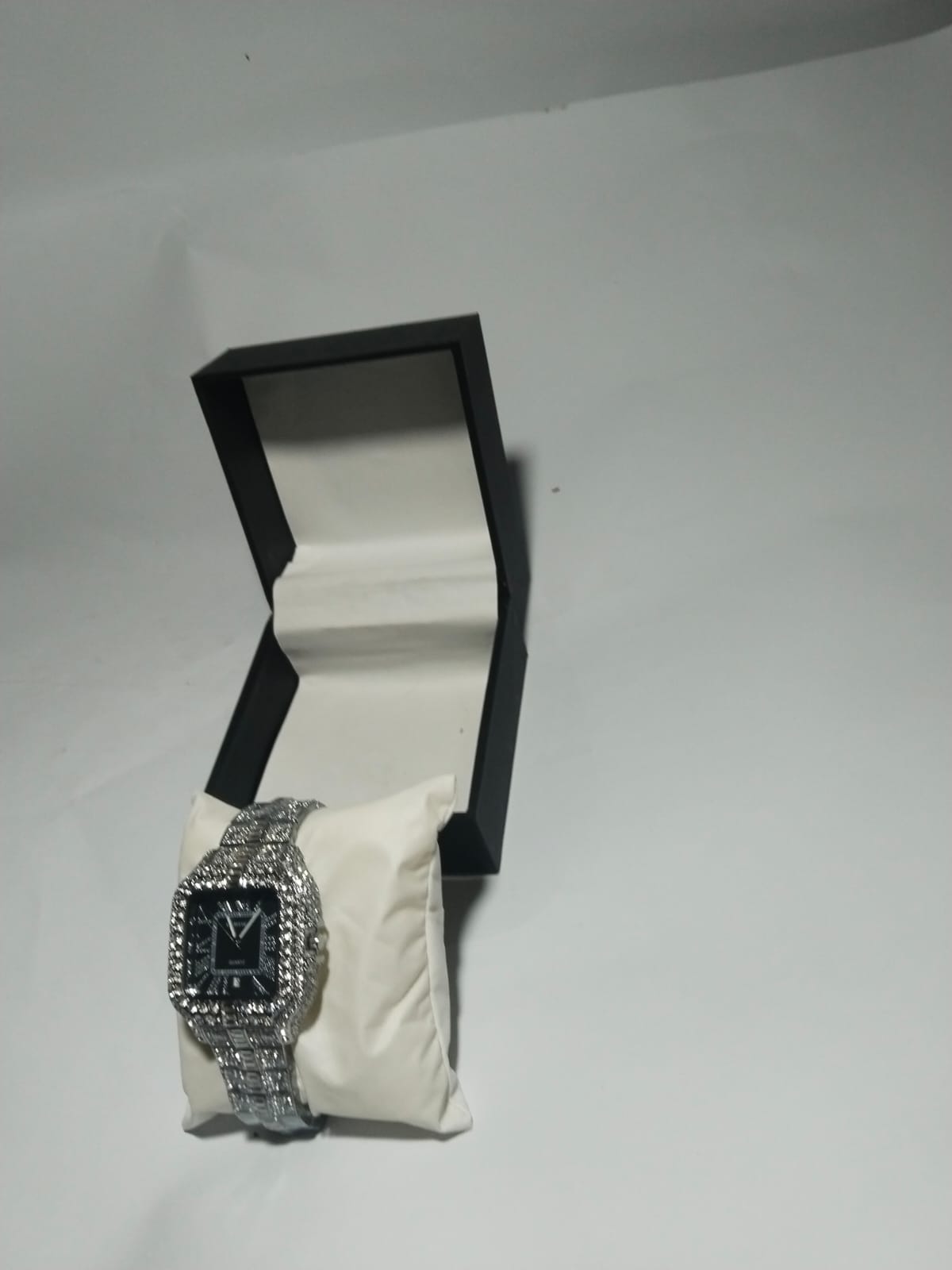Diamond stone style watch with new design